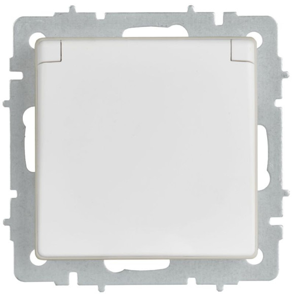 IEK BRITE Розетка 1-местная с заземлением с защитными шторками и крышкой 16А IP44 РСбш10-3-44-БрАБ арктический белый IEK, BR-R16-16-44-K91