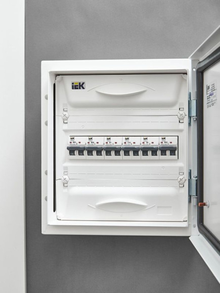 IEK ARMAT Автоматический выключатель M06N 2P C 10А IEK, AR-M06N-2-C010 IEK ARMAT Автоматический выключатель M06N 2P C 10А IEK, AR-M06N-2-C010