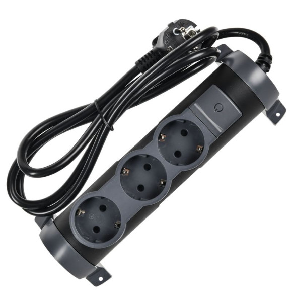 IEK COMFORT Удлинитель У03К 3 места 2P+PE 1,5м 3х1,5мм2 16А черный IEK, 694601