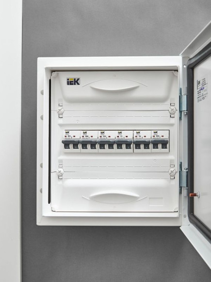 IEK ARMAT Автоматический выключатель M06N 2P C 1А IEK, AR-M06N-2-C001