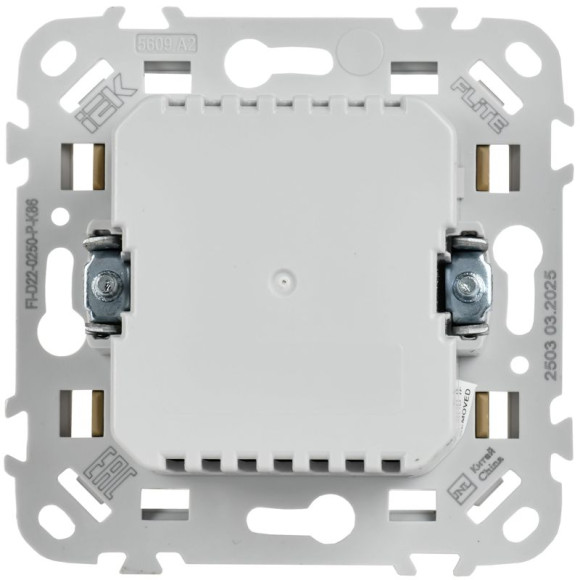 IEK FLITE Светорегулятор проходной LED 250Вт СС16-5-1-ФлСл сливочный IEK, FI-D22-0250-P-K86