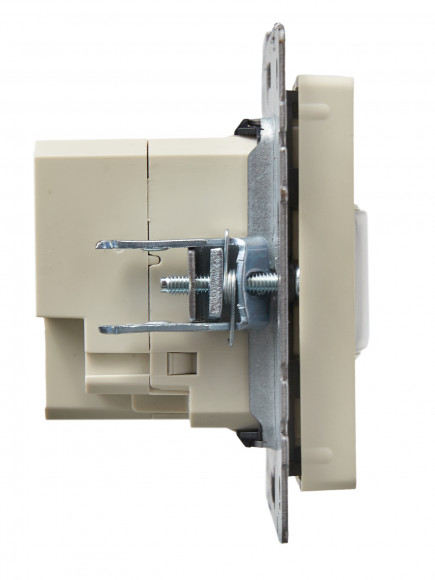 IEK BRITE Датчик движения ДС10-1-БрКр бежевый , BR-MS10-N-150-05-K10