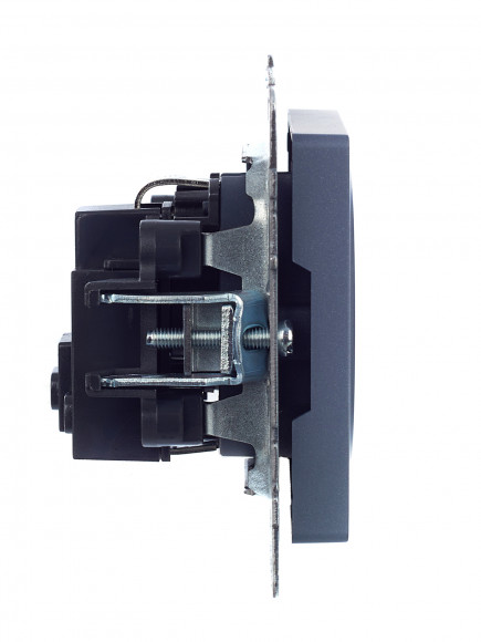 IEK BRITE Розетка 1-местная с заземлением с защитными шторками 16А РС14-1-0-БрМ маренго , BR-R14-16-K35