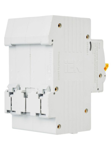 IEK KARAT Дифференциальный автомат АД12 2P 32А 30мА тип AC IEK, MAD10-2-032-C-030