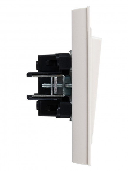 IEK BRITE Выключатель 1-клавишный 10А в сборе ВСР10-1-0-БрЖ жемчуг , BR-V10-0-10-K36-F