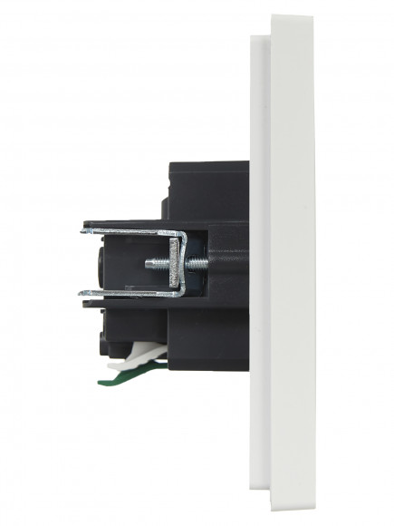 IEK FORTE&PIANO Розетка 1-местная с заземлением с защитными шторками безвинтовое крепление 16А FP213 белый , FP-R14-16-1-K01