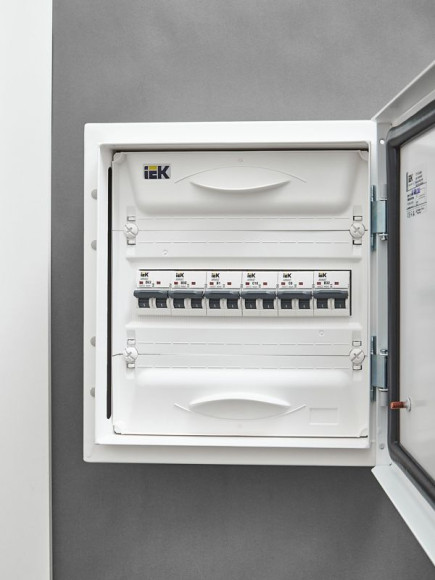 IEK ARMAT Автоматический выключатель M06N 2P B 1А IEK, AR-M06N-2-B001