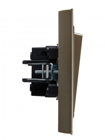 IEK BRITE Выключатель 1-клавишный 10А в сборе ВСР10-1-0-БрШ шампань , BR-V10-0-10-K37-F