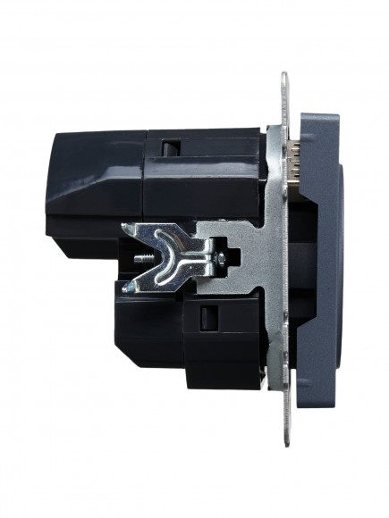 IEK BRITE Розетка 1-местная с заземлением с защитными шторками 16А с USB A+A 5В 3,1А РЮш10-2-БрМ маренго , BR-R14-16-U21-D31-K35