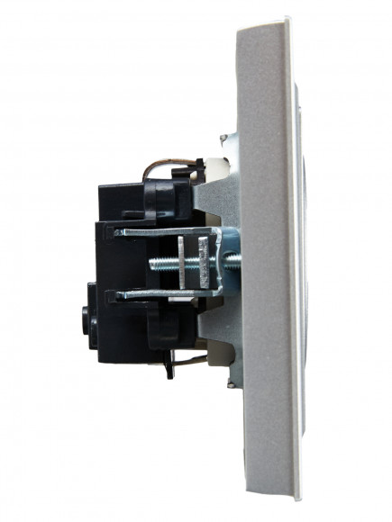 IEK BRITE Розетка 1-местная с заземлением с защитными шторками 16А в сборе РСР14-1-0-БрА алюминий , BR-R14-16-K47-F