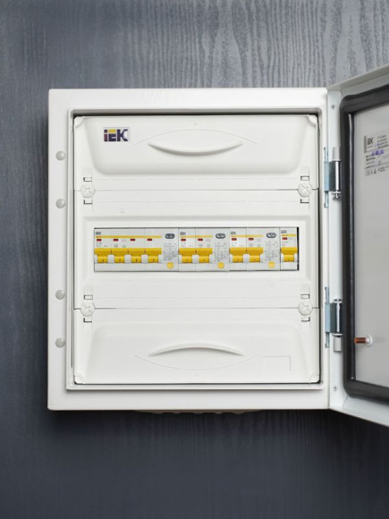 IEK KARAT Дифференциальный автомат АД12 2P 25А 300мА тип AC IEK, MAD10-2-025-C-300