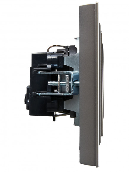 IEK BRITE Розетка 1-местная с заземлением с защитными шторками 16А в сборе РСР14-1-0-БрС сталь , BR-R14-16-K46-F