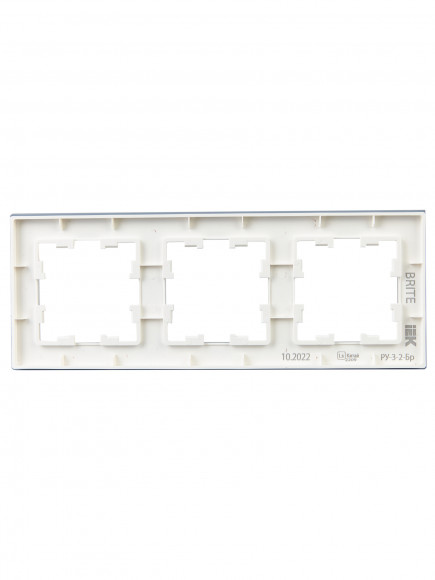 IEK BRITE Рамка 3-местная РУ-3-2-Бр стекло белый матовый , BR-M32-G-31-K01