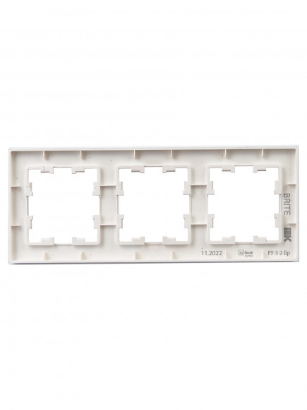 IEK BRITE Рамка 3-местная РУ-3-2-Бр стекло розовый матовый , BR-M32-G-31-K14