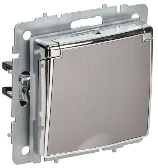 IEK BRITE Розетка 1-местная с заземлением с защитными шторками и крышкой 16А IP44 РСбш10-3-44-БрГН металл хром/никель IEK, BR-R16-16-44-M-K23
