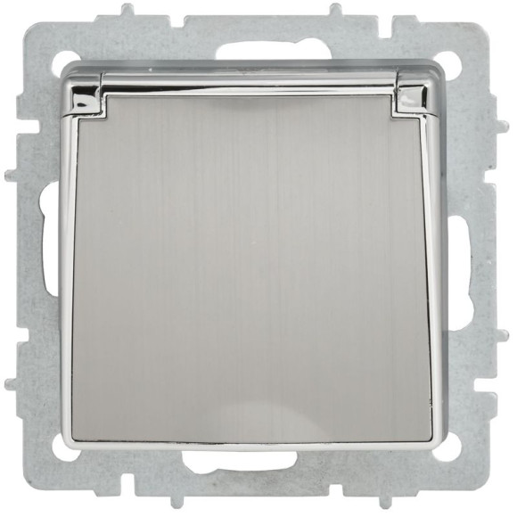 IEK BRITE Розетка 1-местная с заземлением с защитными шторками и крышкой 16А IP44 РСбш10-3-44-БрГН металл хром/никель IEK, BR-R16-16-44-M-K23