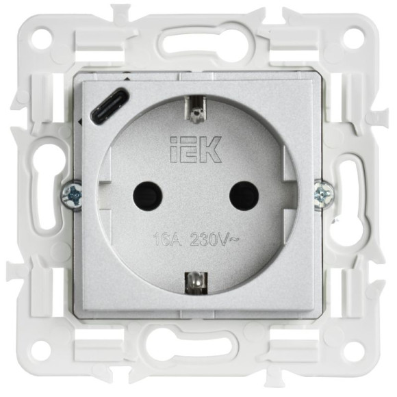 IEK SKANDY Розетка с заземлением с защитными шторками 16А с USB C 18Вт SK-R17S серебряный , SK-R14-16-U14-018-K23