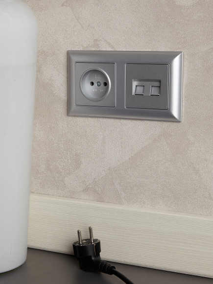 IEK BRITE Рамка 2-местная РУ-2-Бр алюминий/алюминий , BR-M22-12-K47