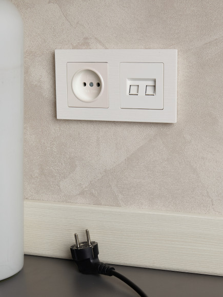 IEK BRITE Рамка 2-местная РУ-2-Бр белый рифленый , BR-M22-51-K01